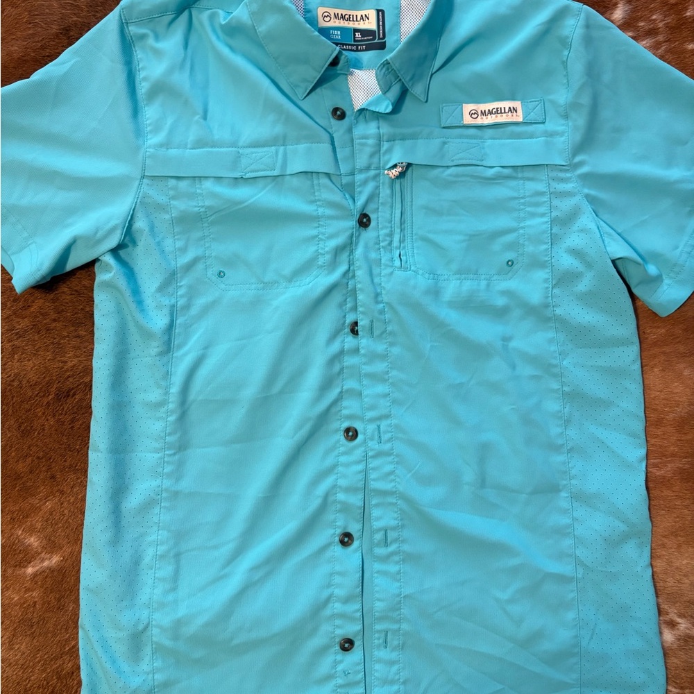 Magellan Outdoors Men's Turquoise Button Down Shirt